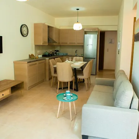 公寓 Eukalyptos 3bd With Yard In Chersonisos *