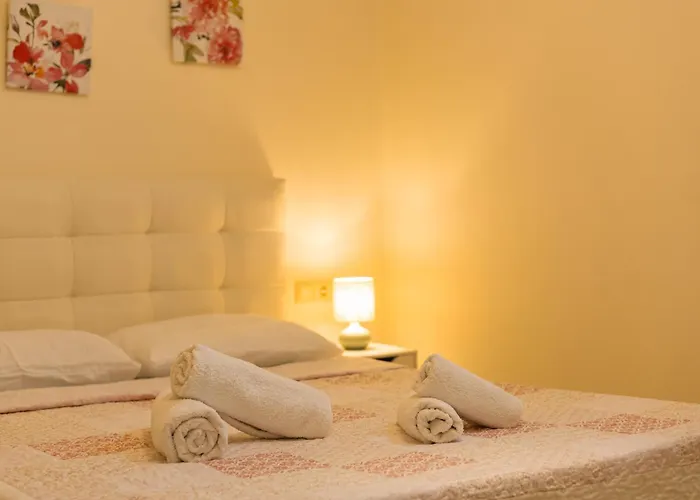 Eukalyptos 3bd With Yard In Chersonisos Апартаменти *