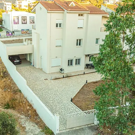 Eukalyptos 3bd With Yard In Chersonisos דירה הרסוניסוס
