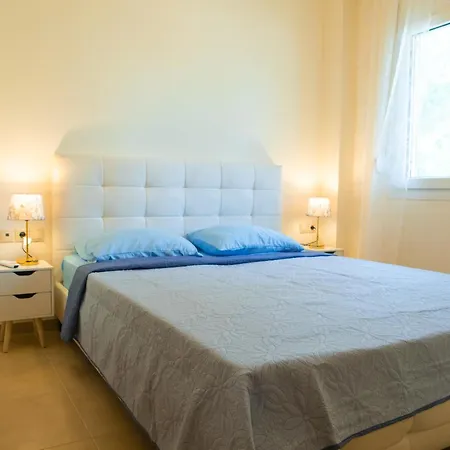 Eukalyptos 3bd With Yard In Chersonisos Appartement